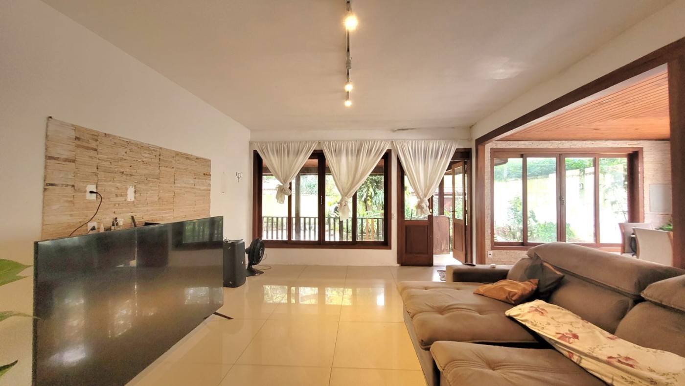 Casa, 7 quartos, 257 m² - Foto 11