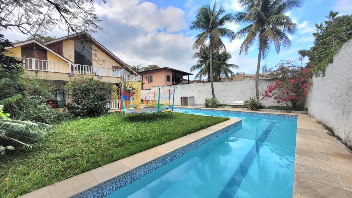 Casa, 7 quartos, 257 m² - Foto 8