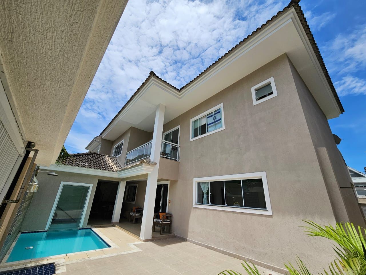 Casa de Condomínio, 4 quartos - Foto 1